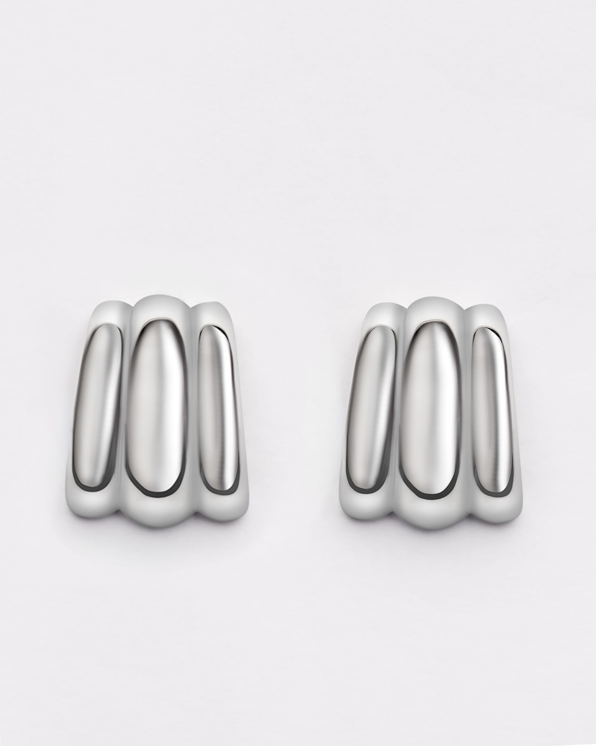 Contour Ribbed Hoops