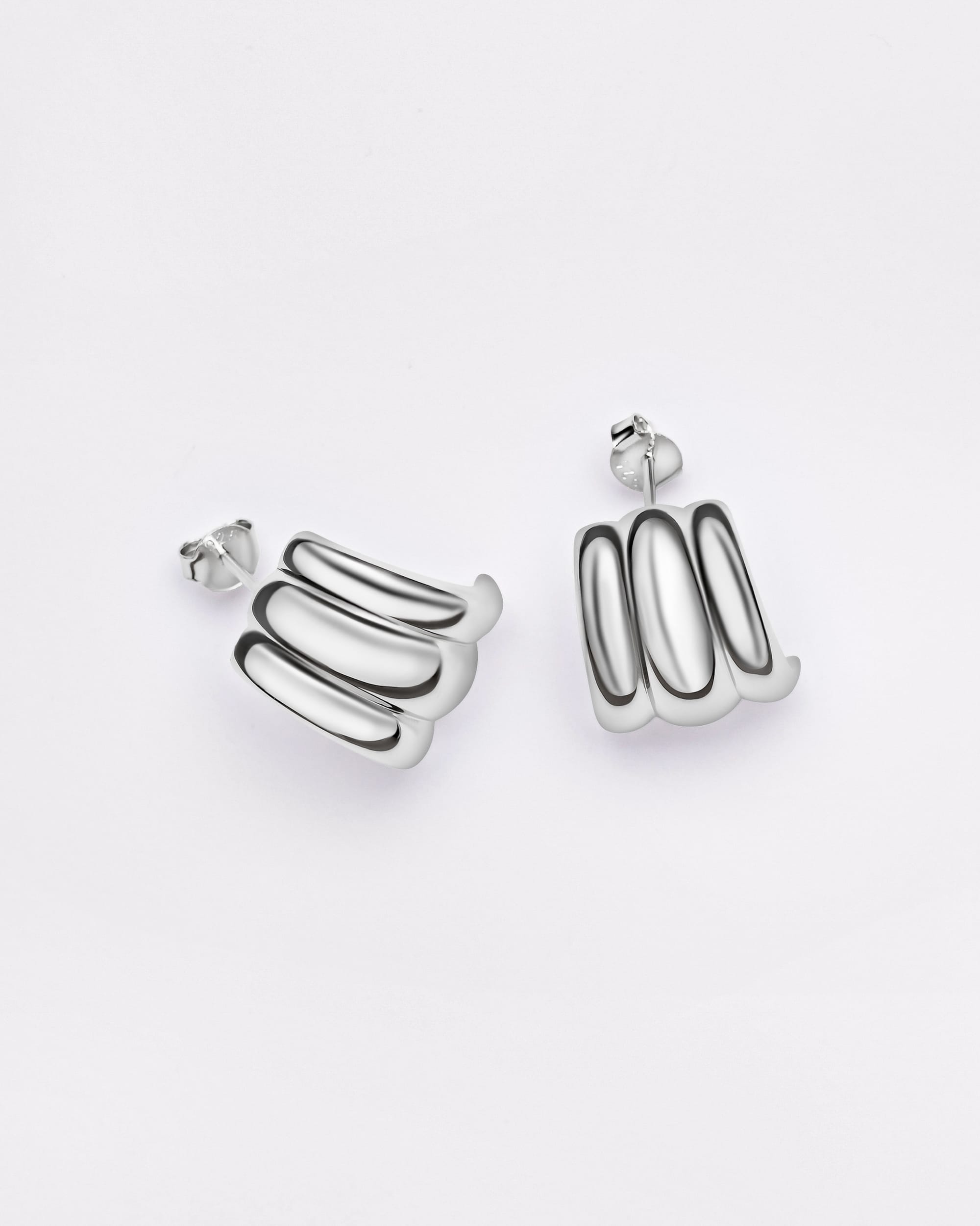 Contour Ribbed Hoops