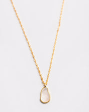 The Mother of Pearl Oval Necklace