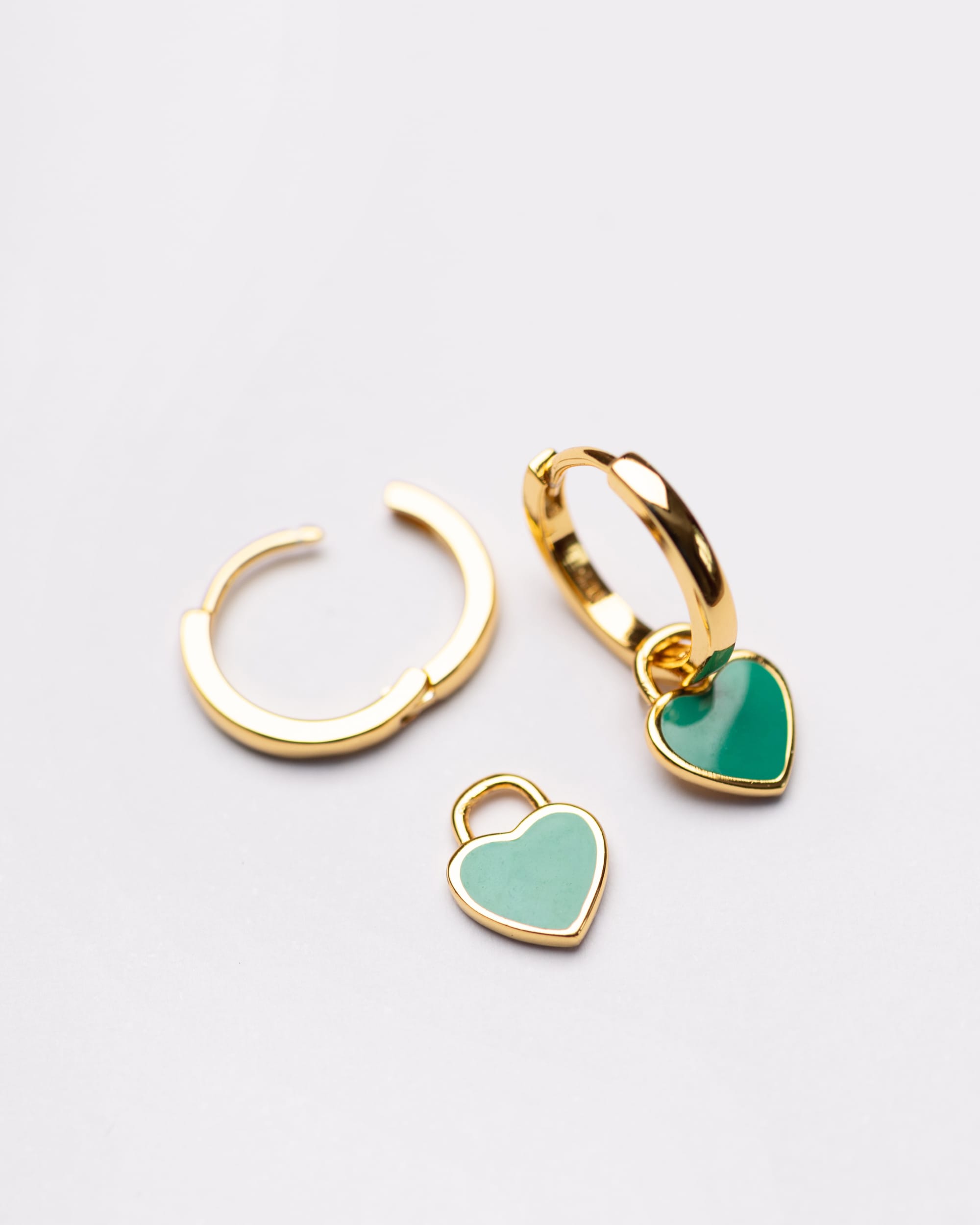 The Sweetheart Huggie - Green Enamel