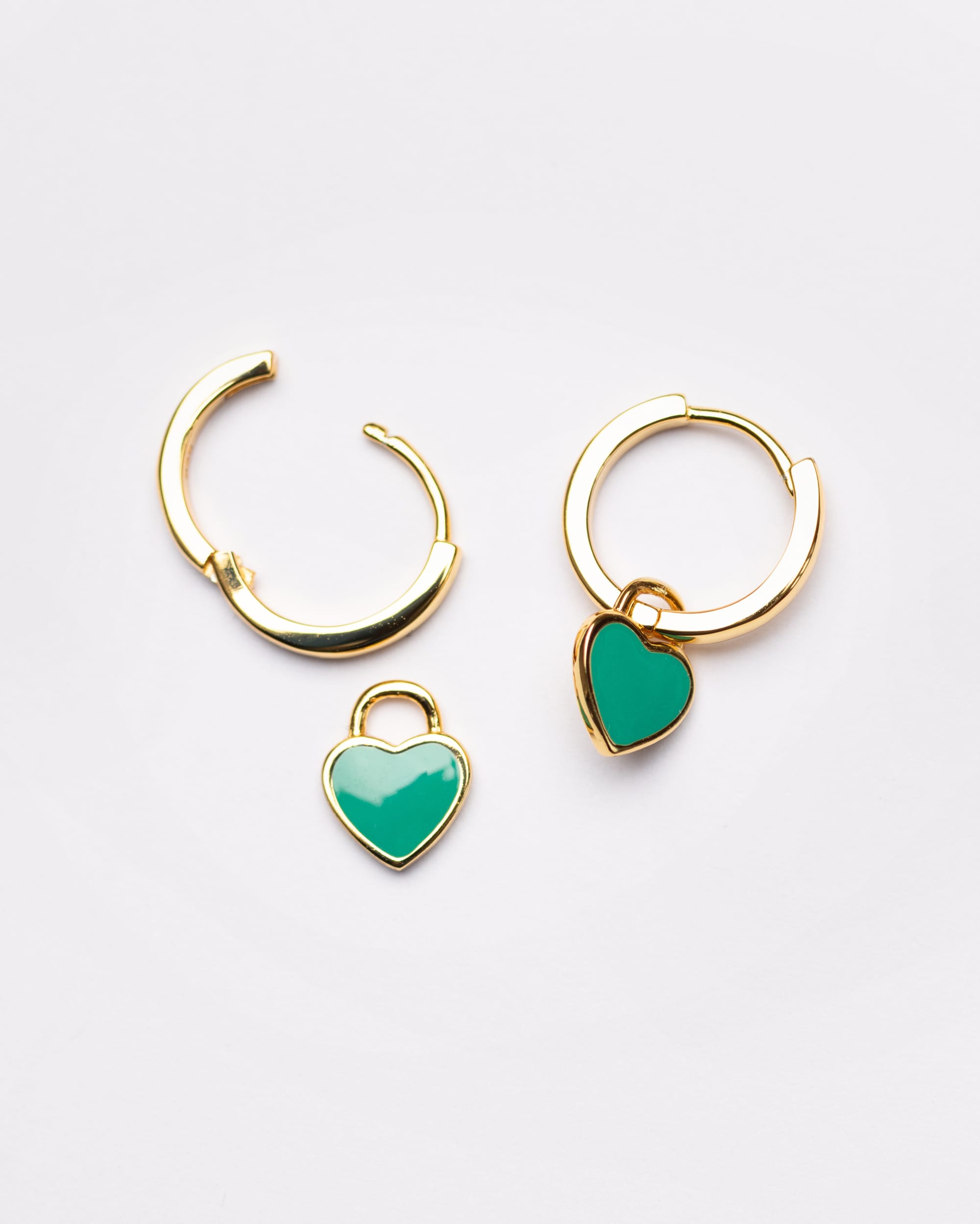 The Sweetheart Huggie - Green Enamel